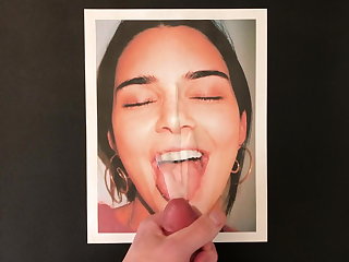 Masturbation Tribute To Kendall Jenner